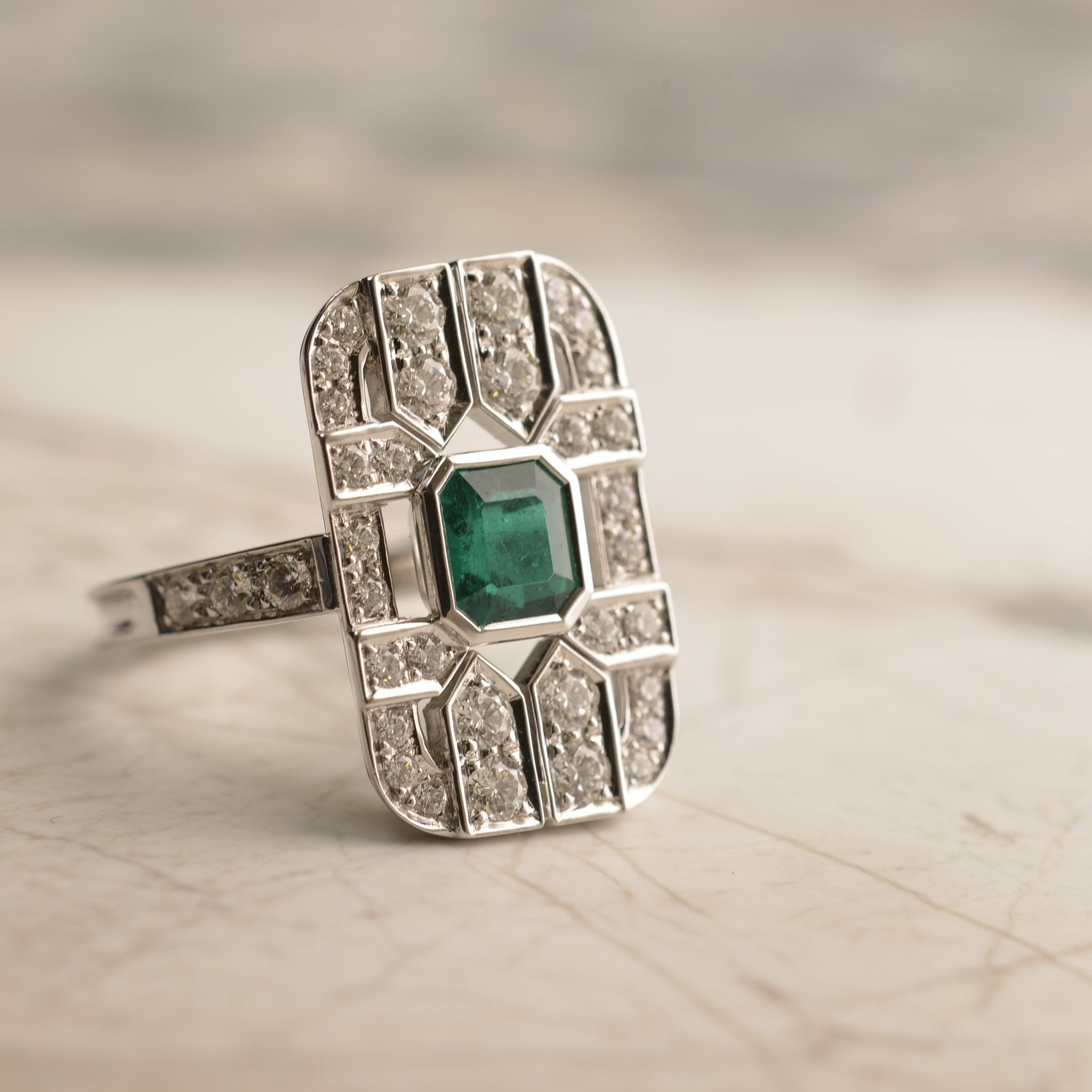 Colombian Emerald, Art Deco Style Tablet Ring